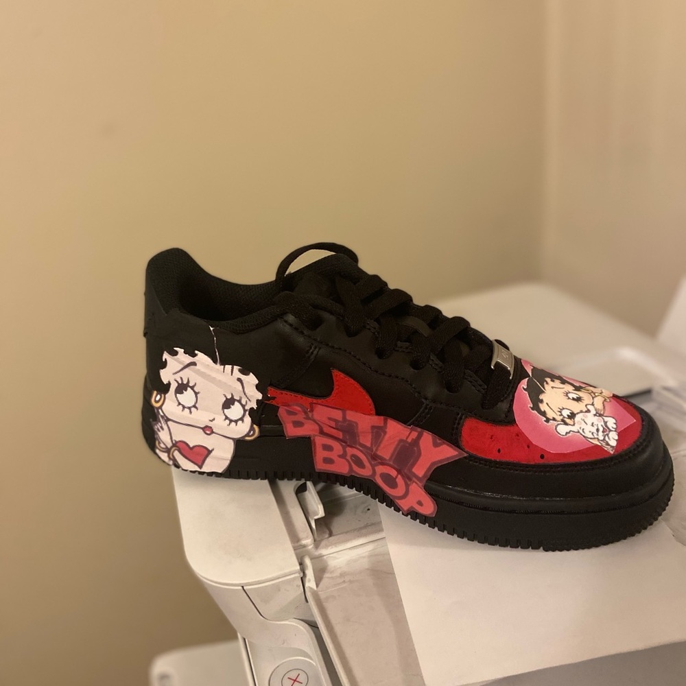 I customize shoes 803/769/1562 call me